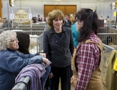 El senador Schwank participa en la Pennsylvania Farm Show 2012.