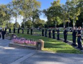 Septiembre de 2021: El senador Schwank asiste a un acto conmemorativo en honor a todos los policías y bomberos que corrieron en peligro y dieron sus vidas tratando de salvar a la gente.