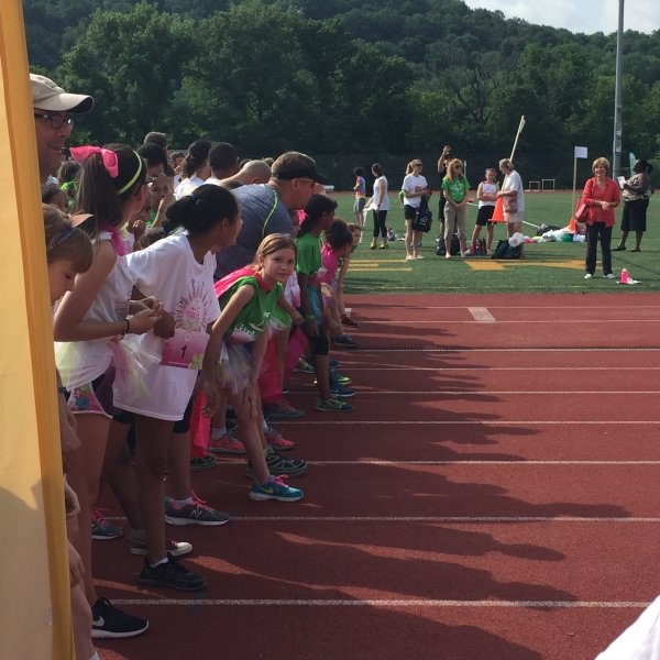 May 30, 2015: Senator Schwank cheered the participants of the Girls on the Run 5K event. Girls on the Run offers young women unique programming through a running club as well as life lessons that are age appropriate; helping them to effectively cope with the physical and mental changes that they experience.