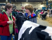 11 de enero de 2013: El senador Schwank visita la Pennsylvania Farm Show 2013.